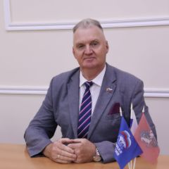 Михайлов Олег